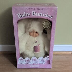 NIB Vintage Anne Geddes Baby Bunnies Doll